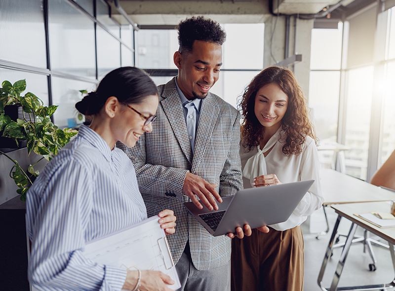 8 Essential Elements of a Contract_Header Banner