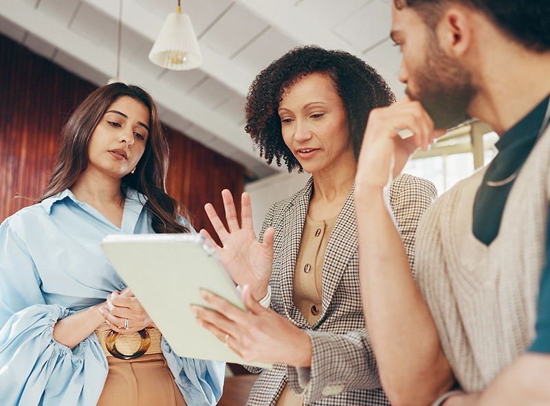 Negotiating Contracts with Vendors Header Banner