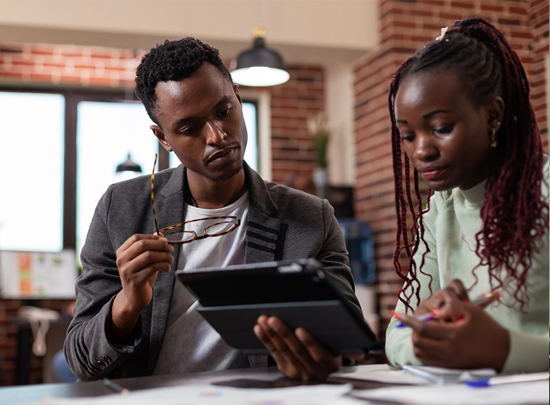 Best AI Tools for Contract Search and Analysis Header Banner